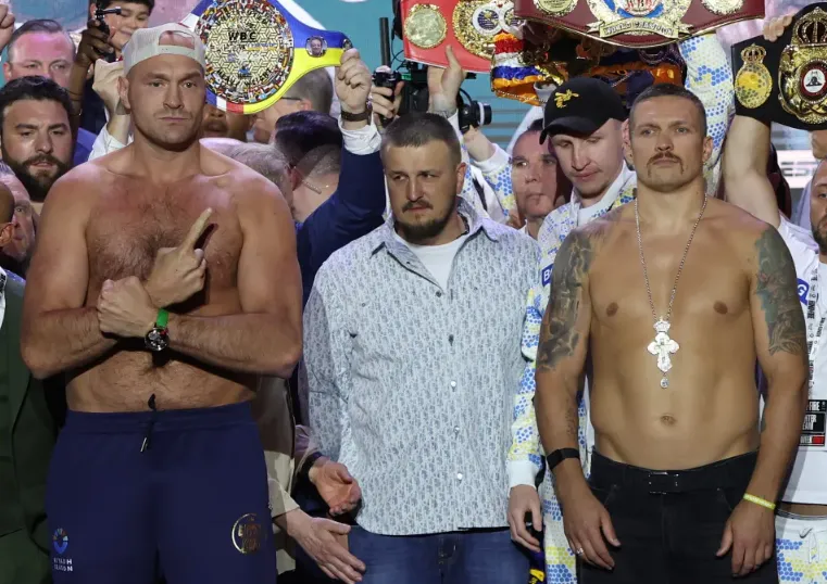 Oleksandr Usyk Tyson Fury